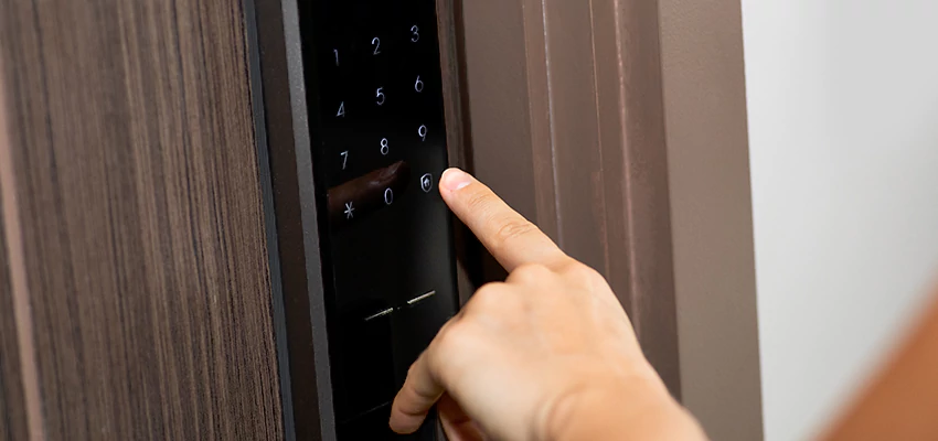 Smart Electric Locks Replacement Services in East La Mirada, CA