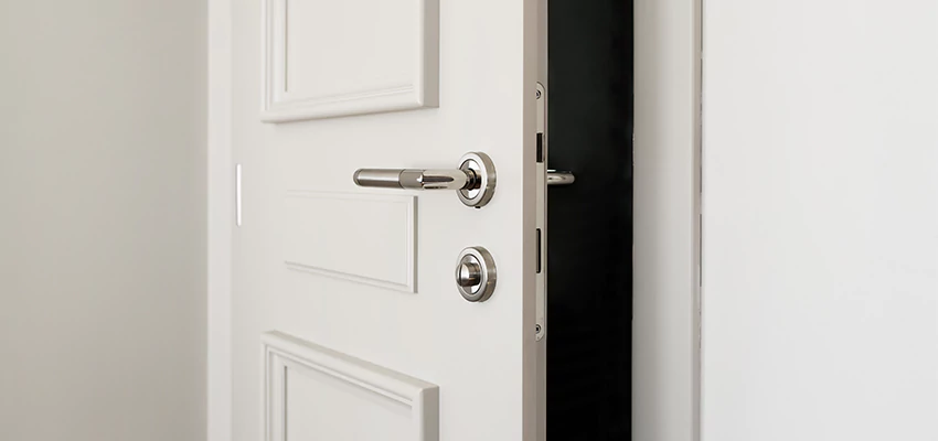 Folding Bathroom Door With Lock Solutions in East La Mirada, CA